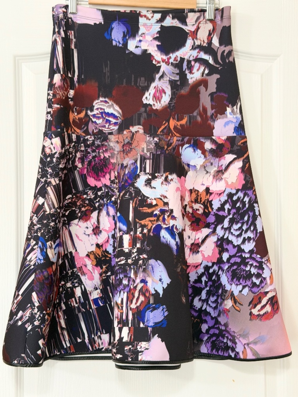 Clover Canyon Abstract Floral Neoprene Scuba Flounce Skirt -Size Large